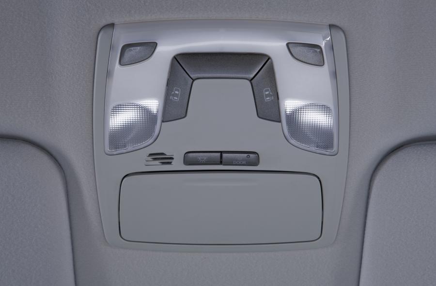  Toyota Sienna LE 2010 года  (фото 11 из 52)